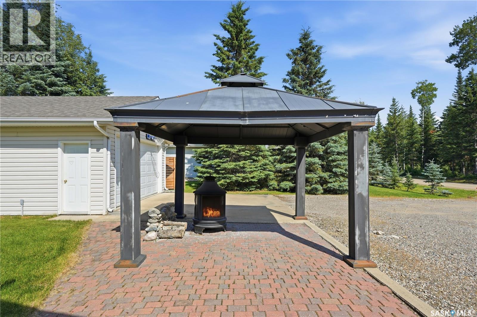 2 Steen Place Property Photo 15