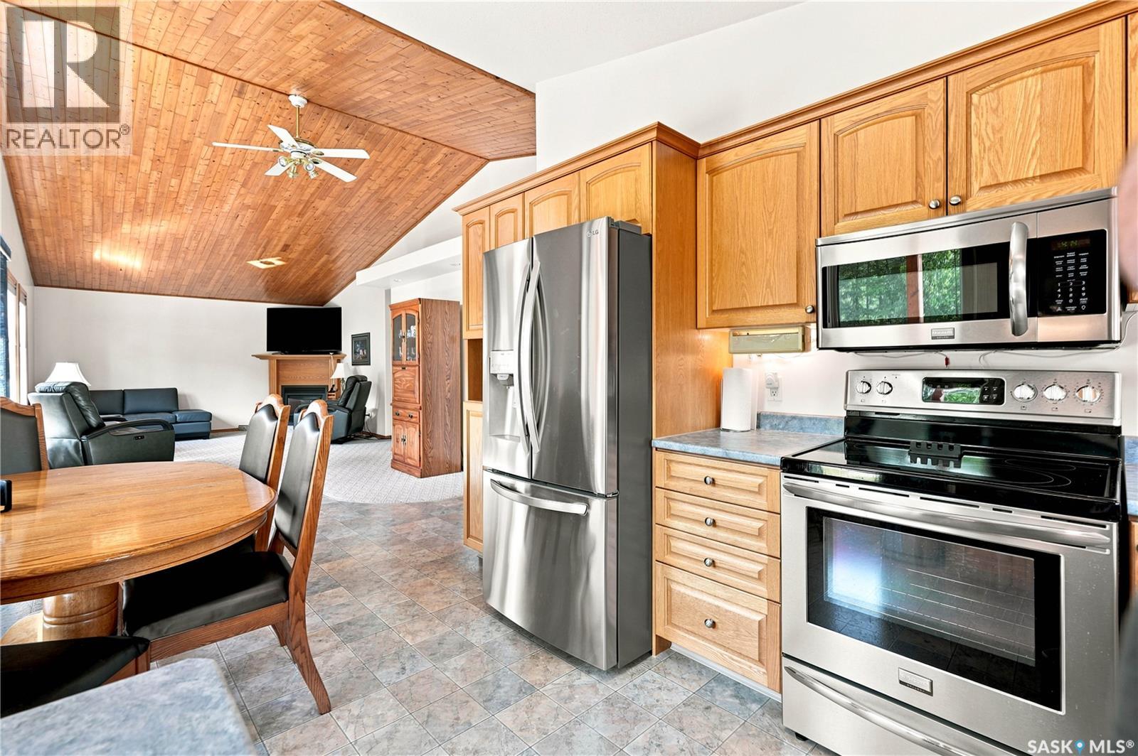2 Steen Place Property Photo 24