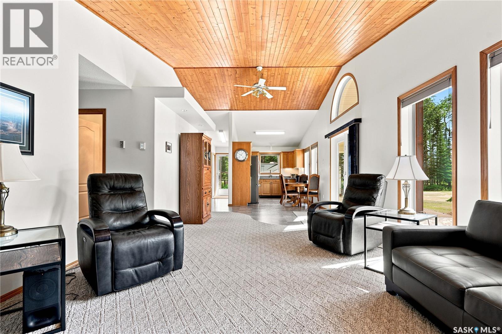 2 Steen Place Property Photo 28