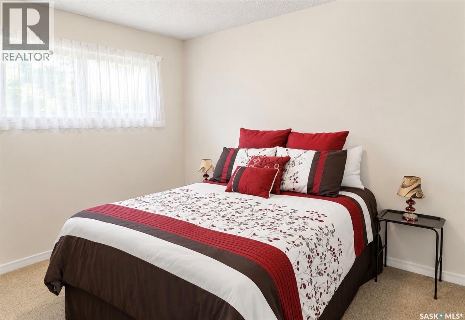 605 5th Avenue W Property Photo 11