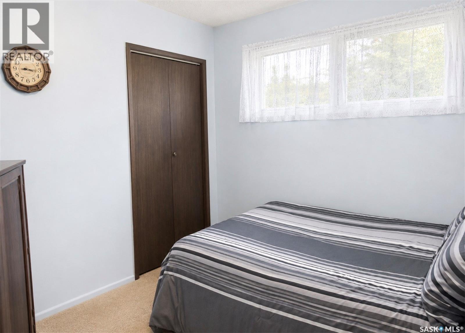 605 5th Avenue W Property Photo 12