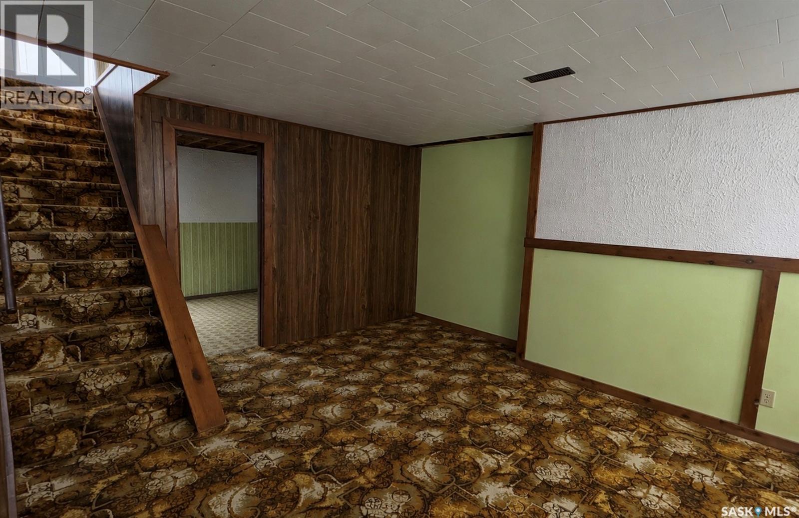 605 5th Avenue W Property Photo 19