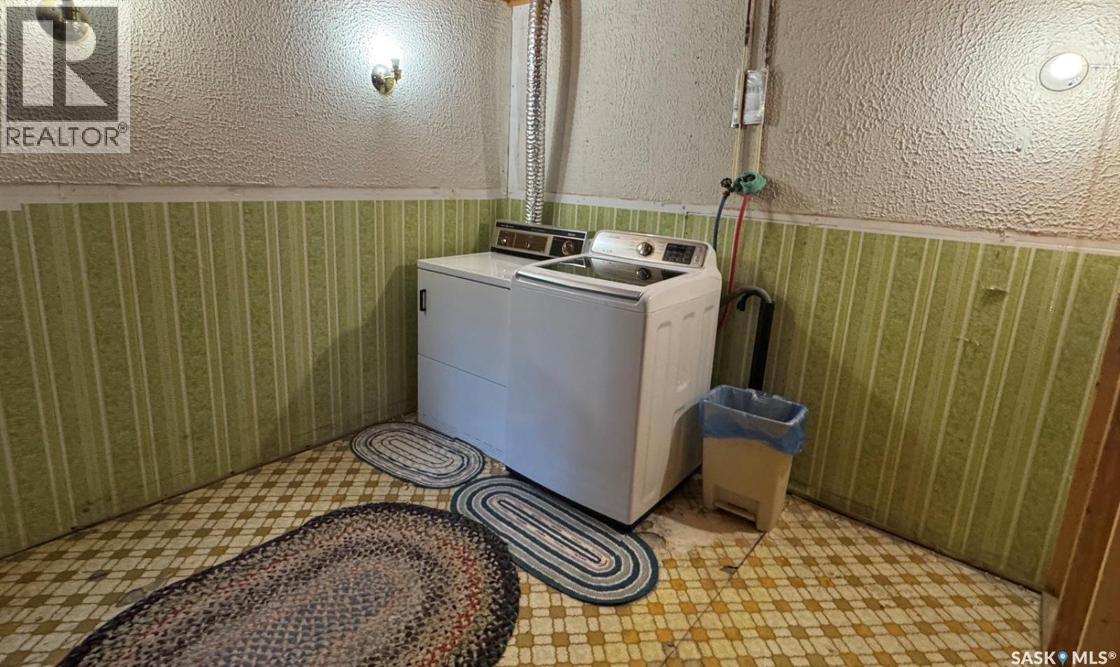 605 5th Avenue W Property Photo 23