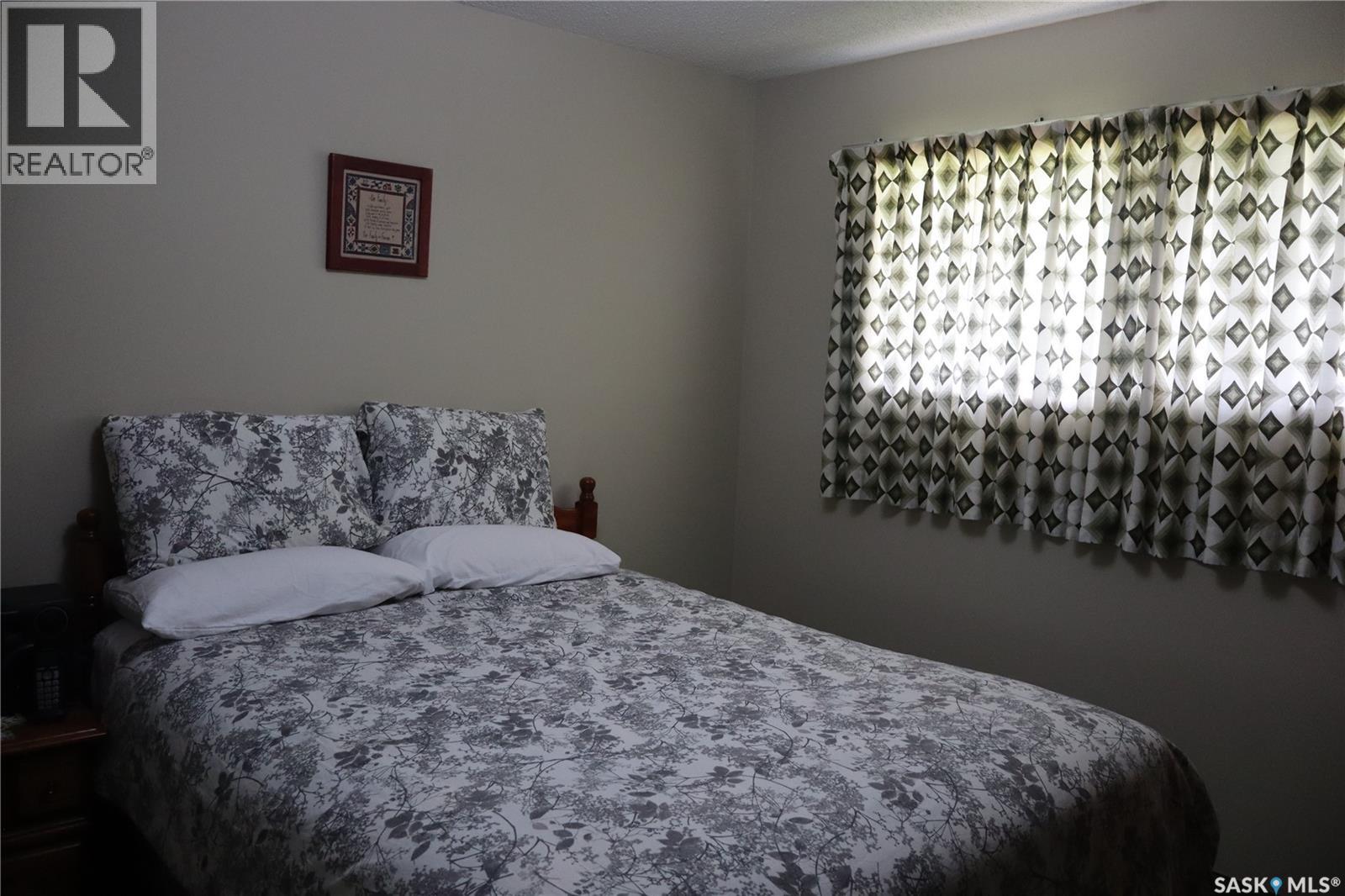 605 5th Avenue W Property Photo 26