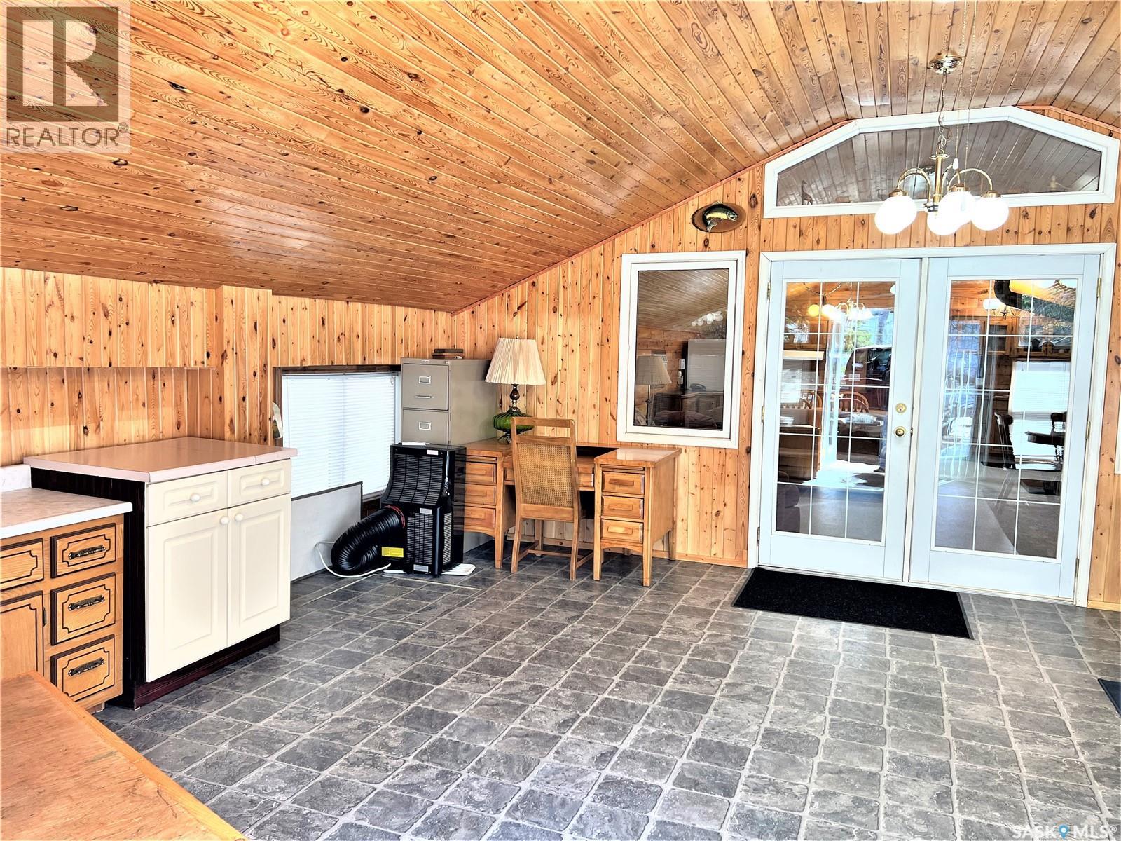 214 Richard Drive Property Photo 7