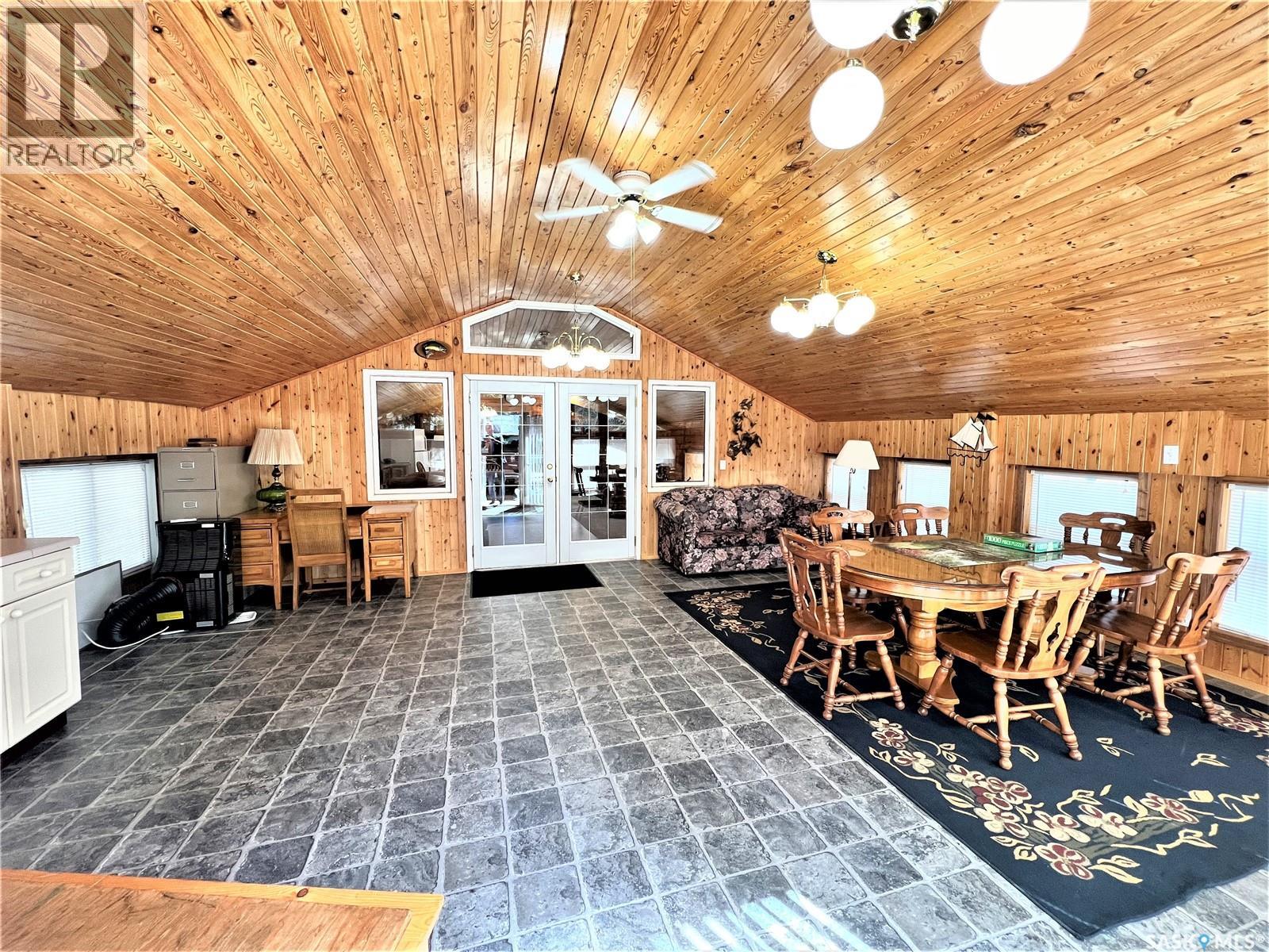 214 Richard Drive Property Photo 8