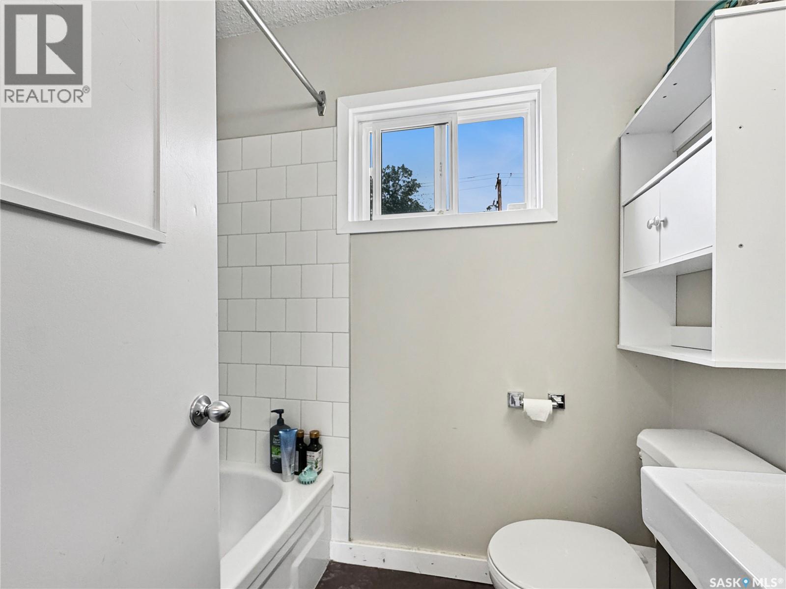 862 109th Street Property Photo 6