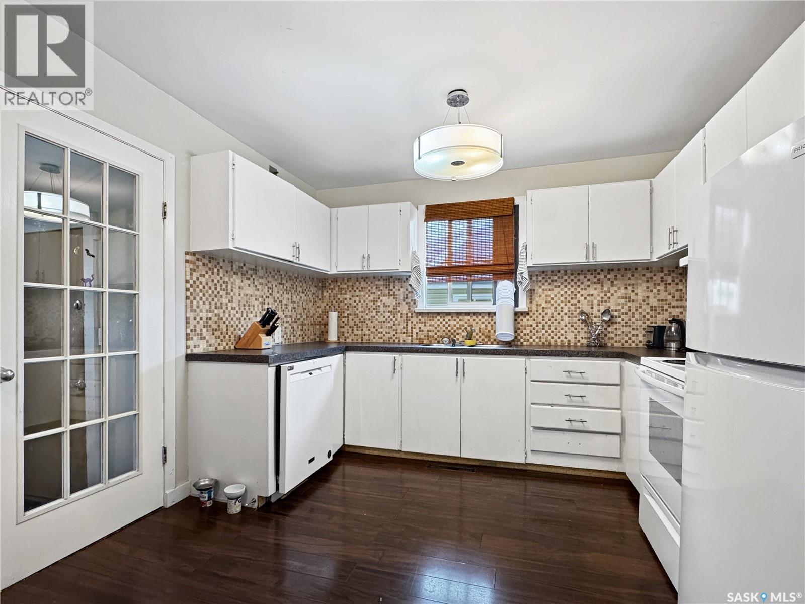 862 109th Street Property Photo 8