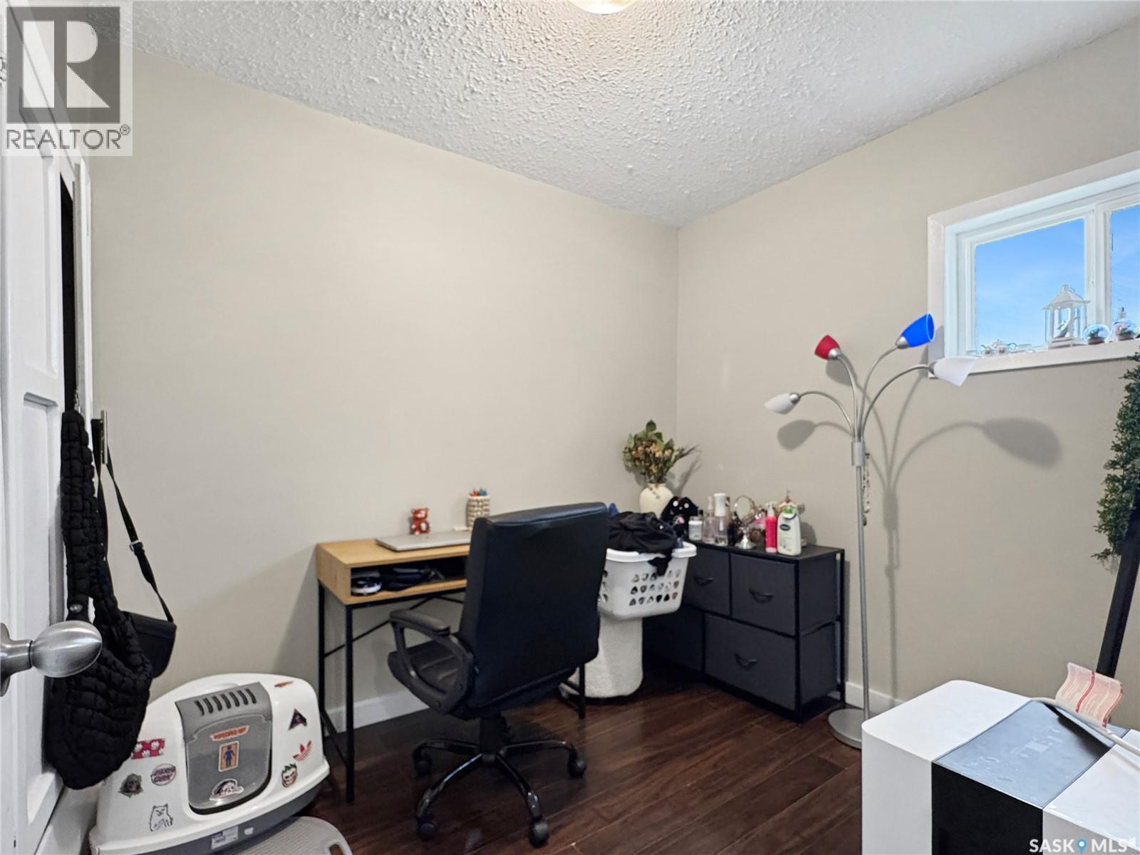 862 109th Street Property Photo 11