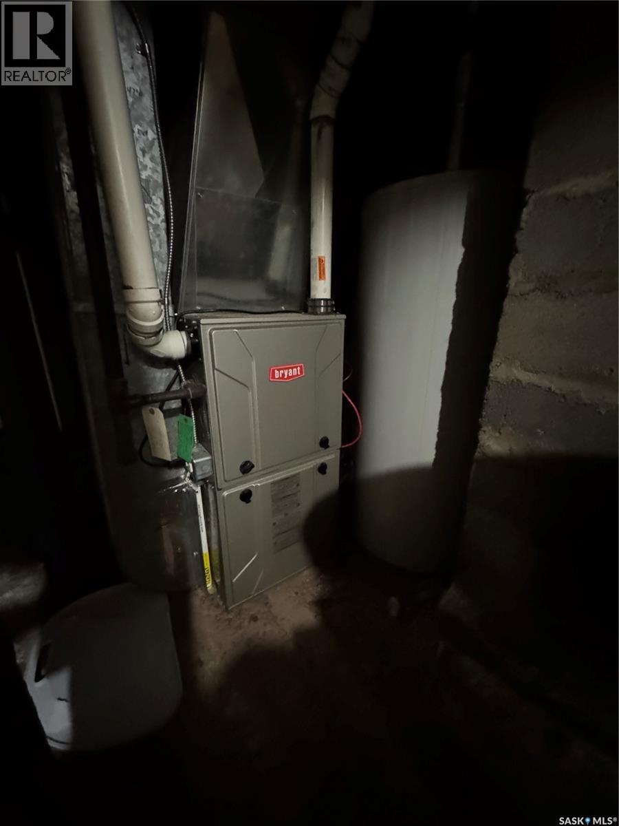 862 109th Street Property Photo 15