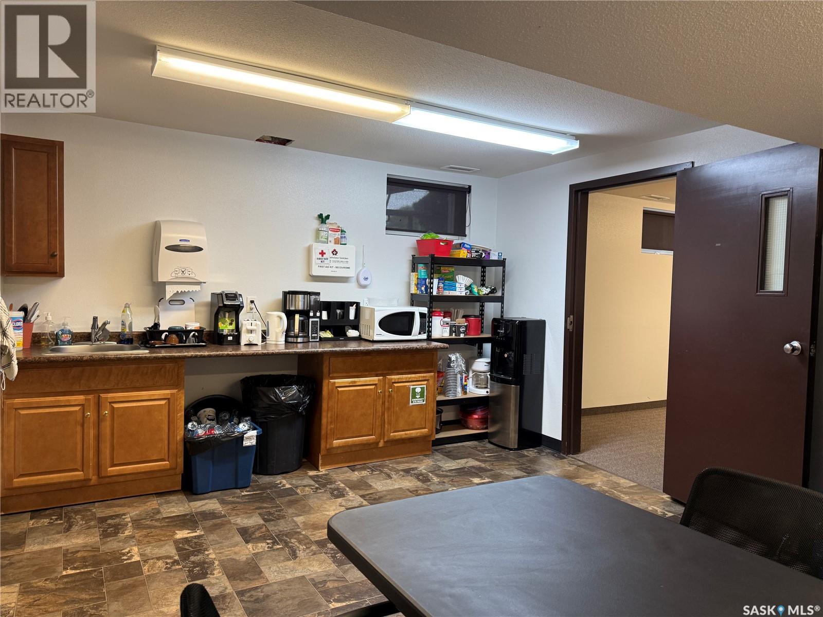 751 7th Avenue W Property Photo 17