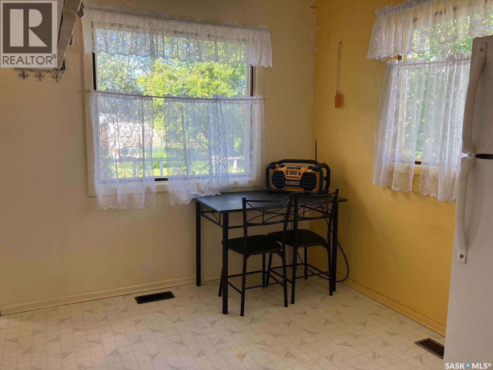 113 1st Street W Property Photo 13