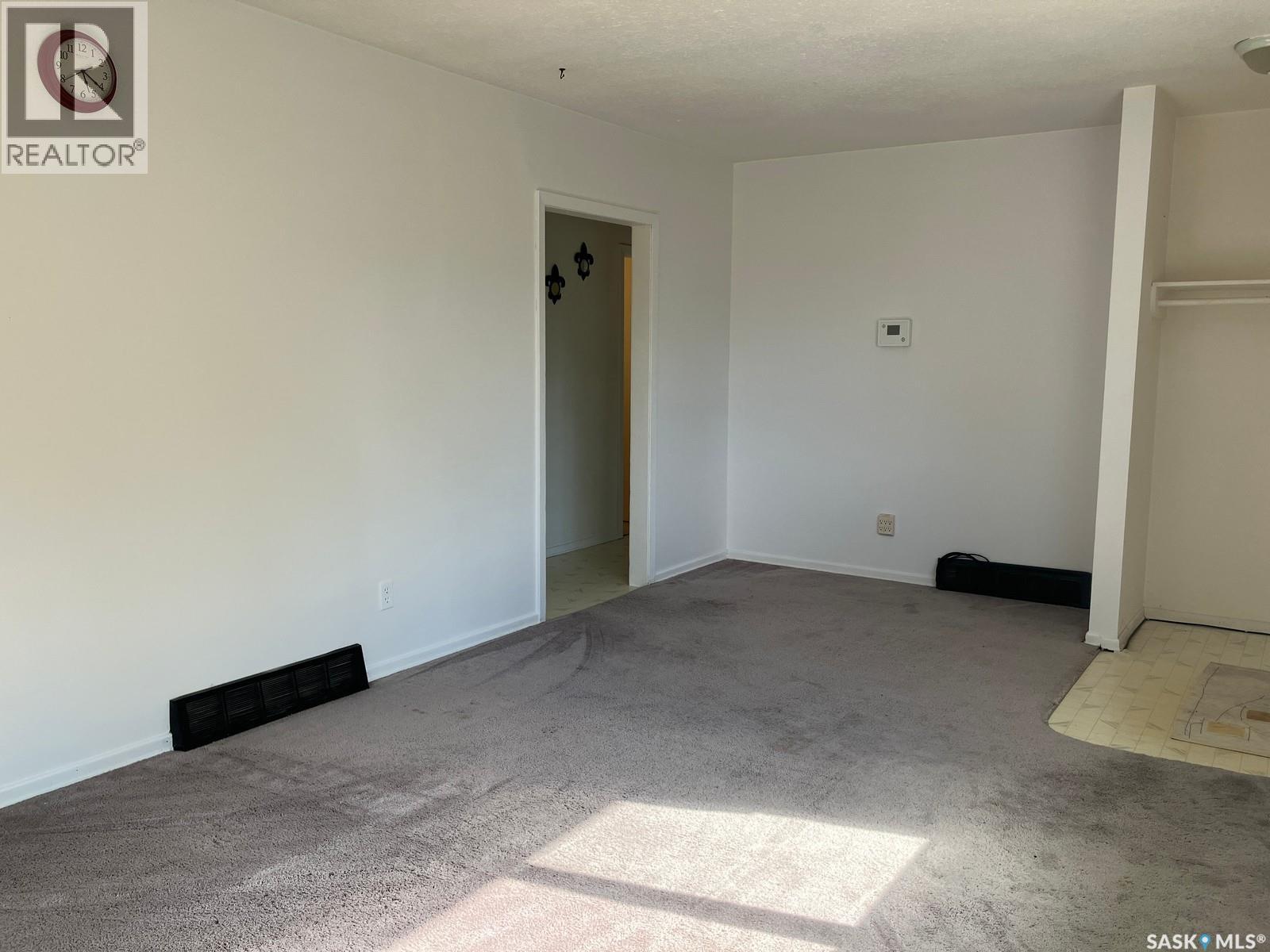113 1st Street W Property Photo 17