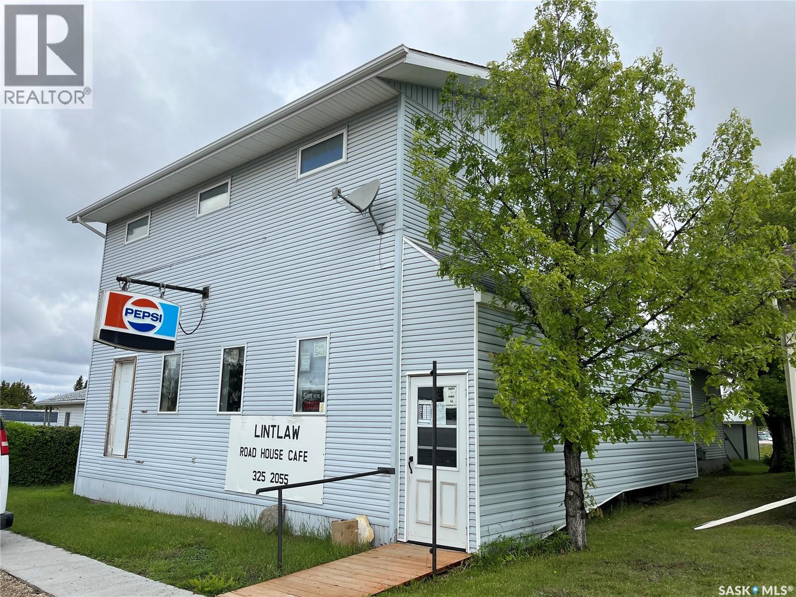 108 1st AVENUE Property Photo 1