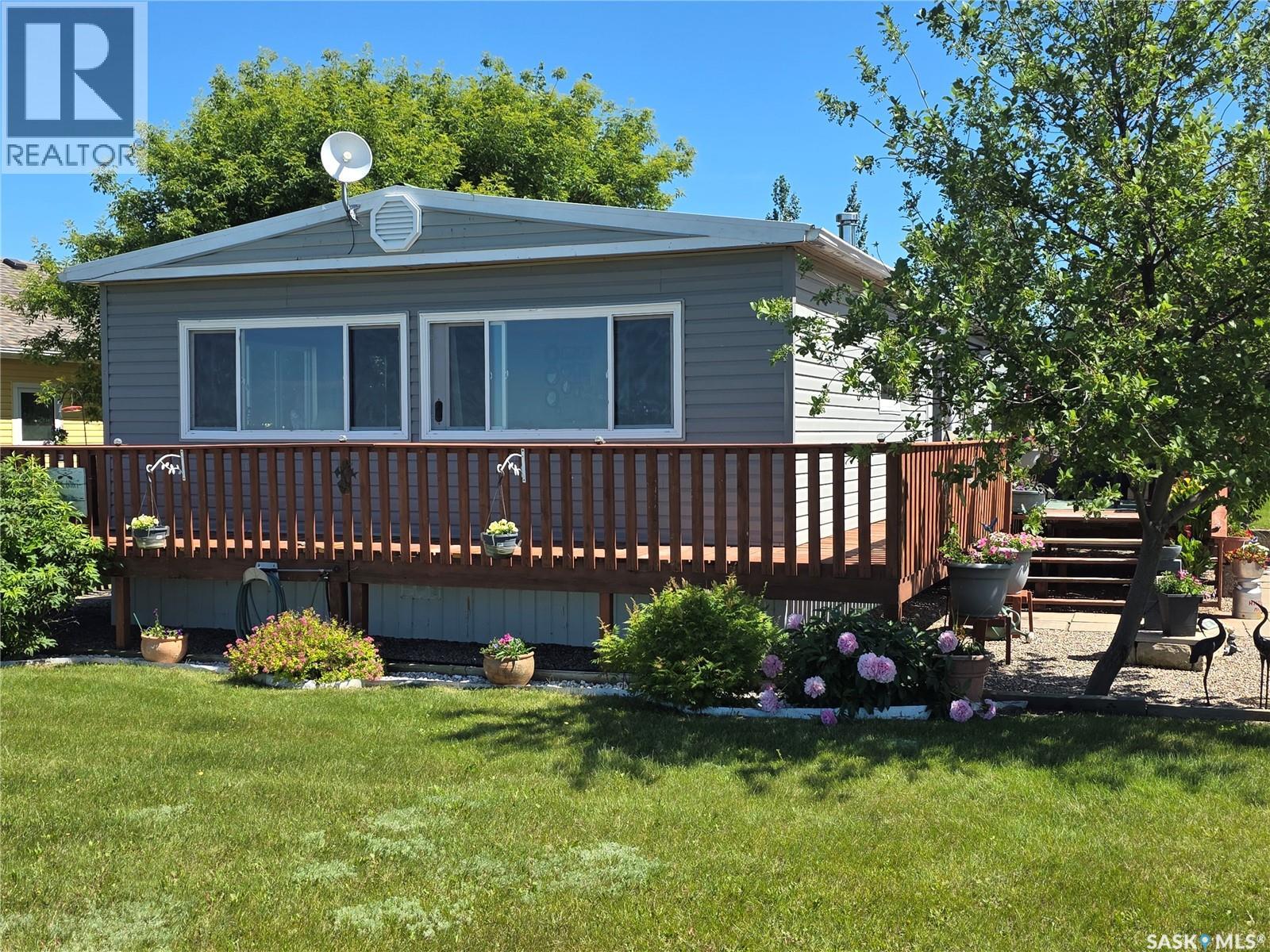 15 James BAY Property Photo 1