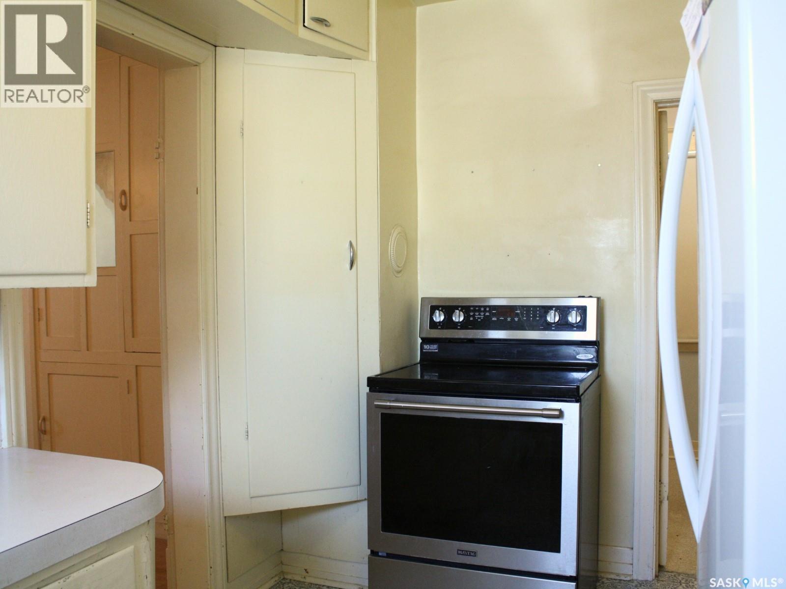 111 L Avenue S Property Photo 11