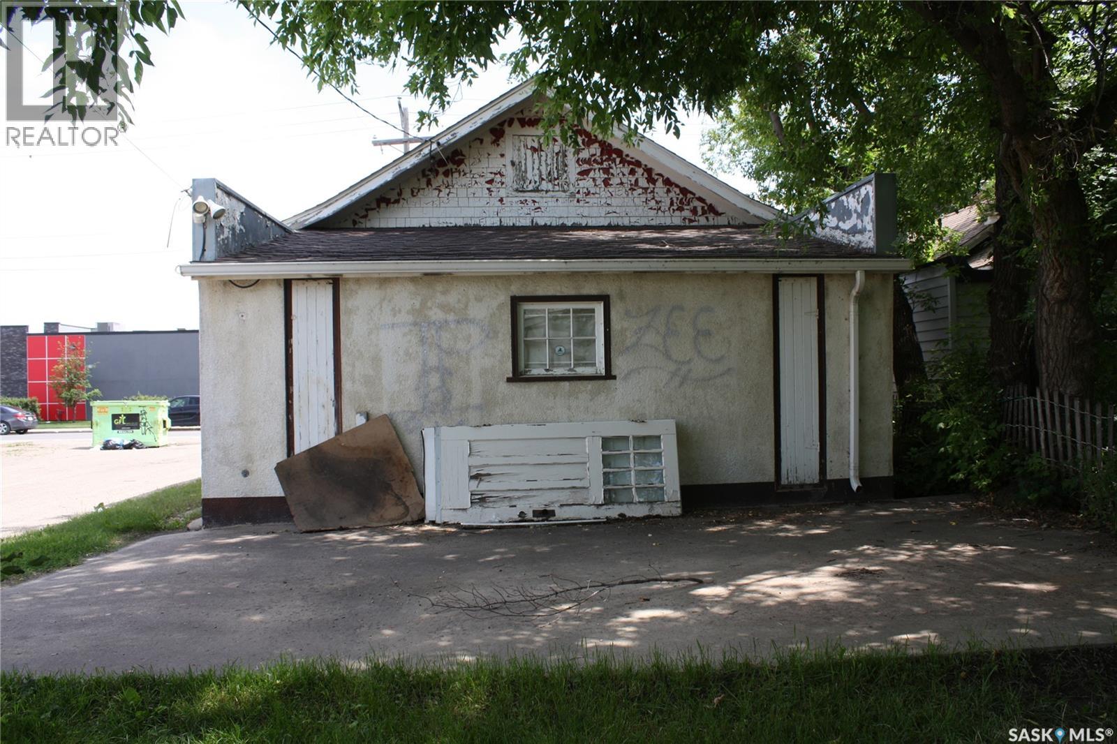 111 L Avenue S Property Photo 26