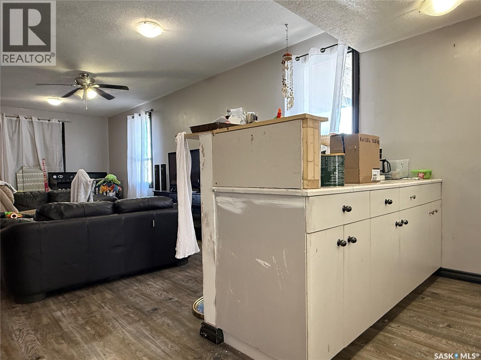 707 Railway Avenue Property Photo 6