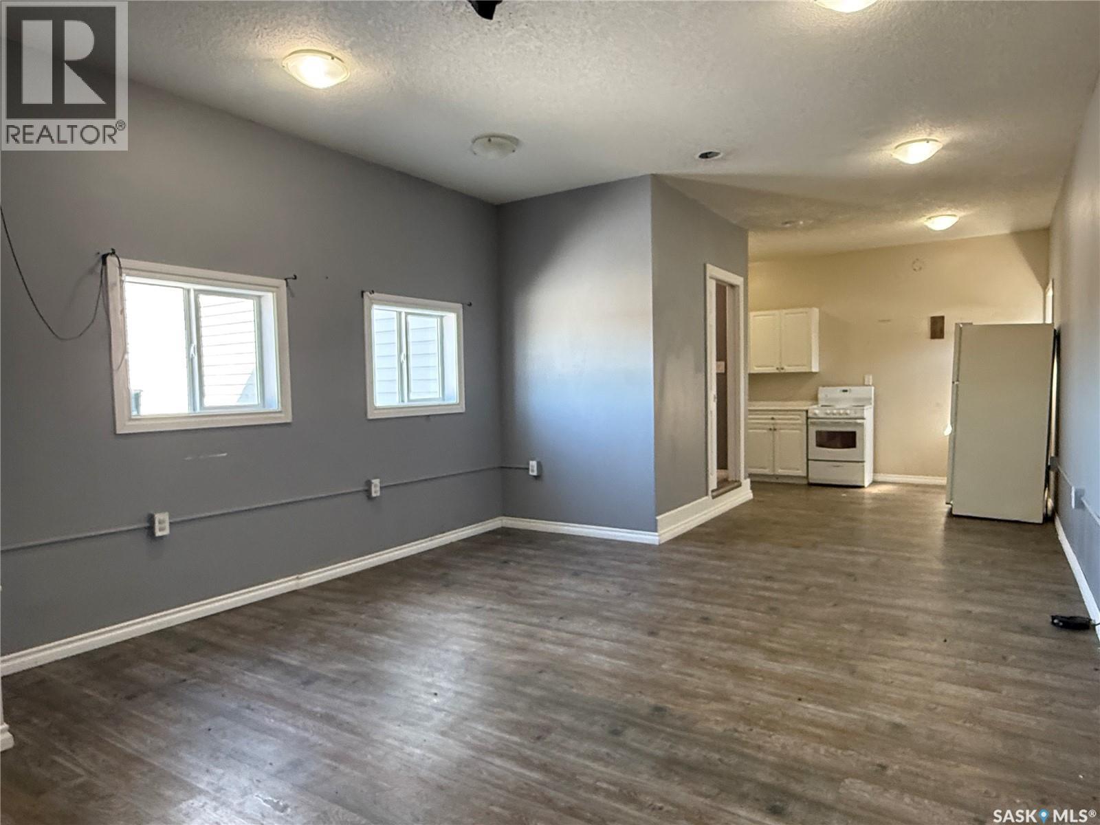 707 Railway Avenue Property Photo 17