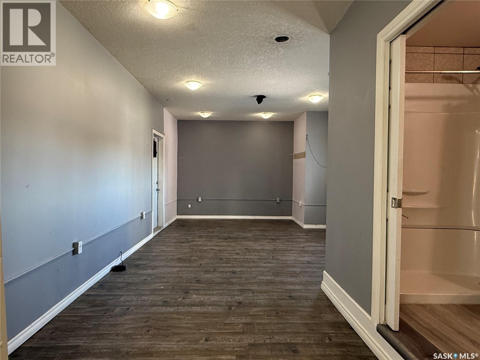 707 Railway Avenue Property Photo 21