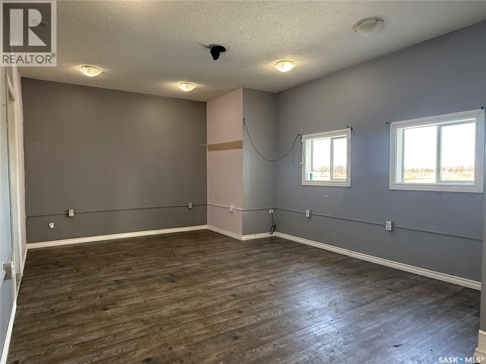 707 Railway Avenue Property Photo 22