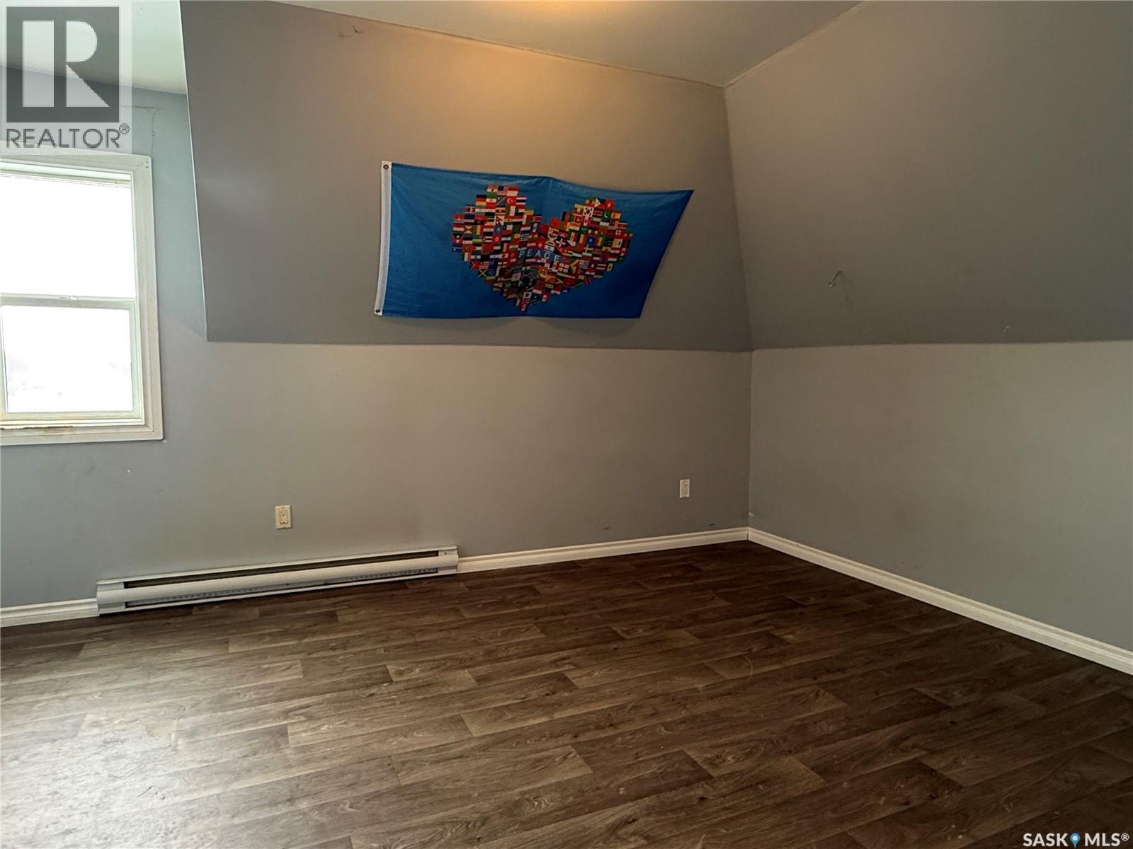 707 Railway Avenue Property Photo 26