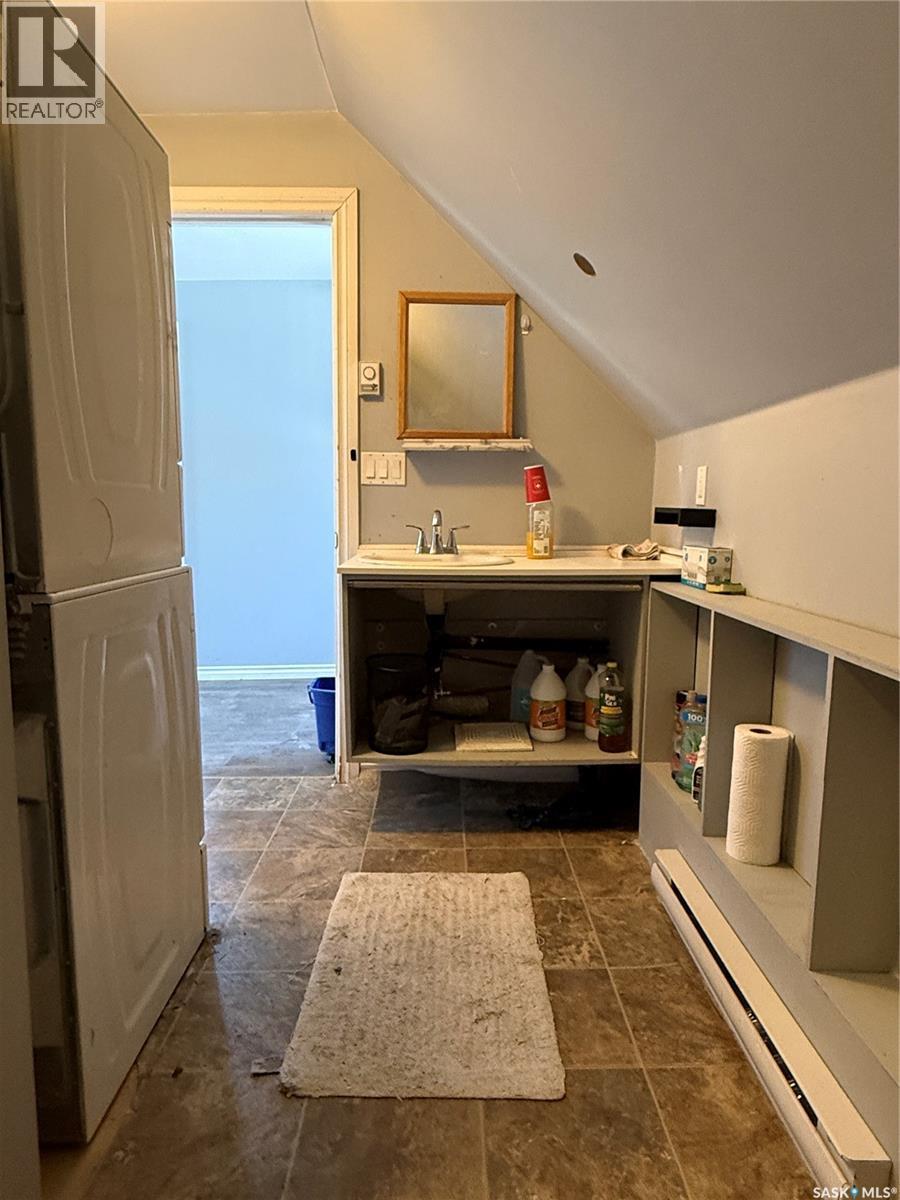 707 Railway Avenue Property Photo 34