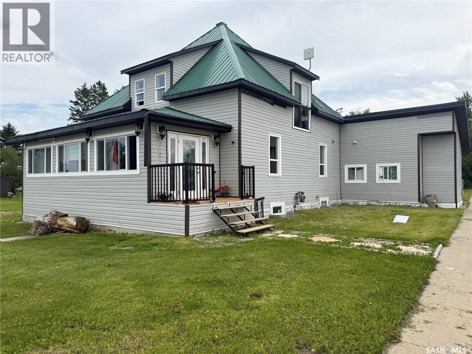 707 Railway Avenue Property Photo 41