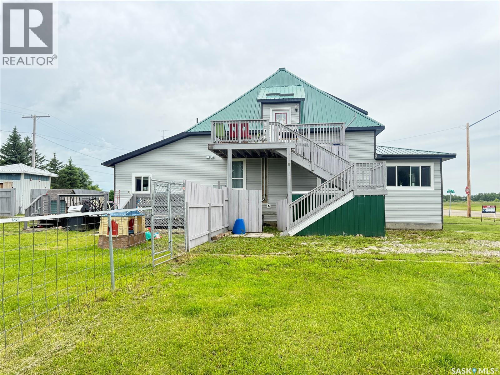 707 Railway Avenue Property Photo 42
