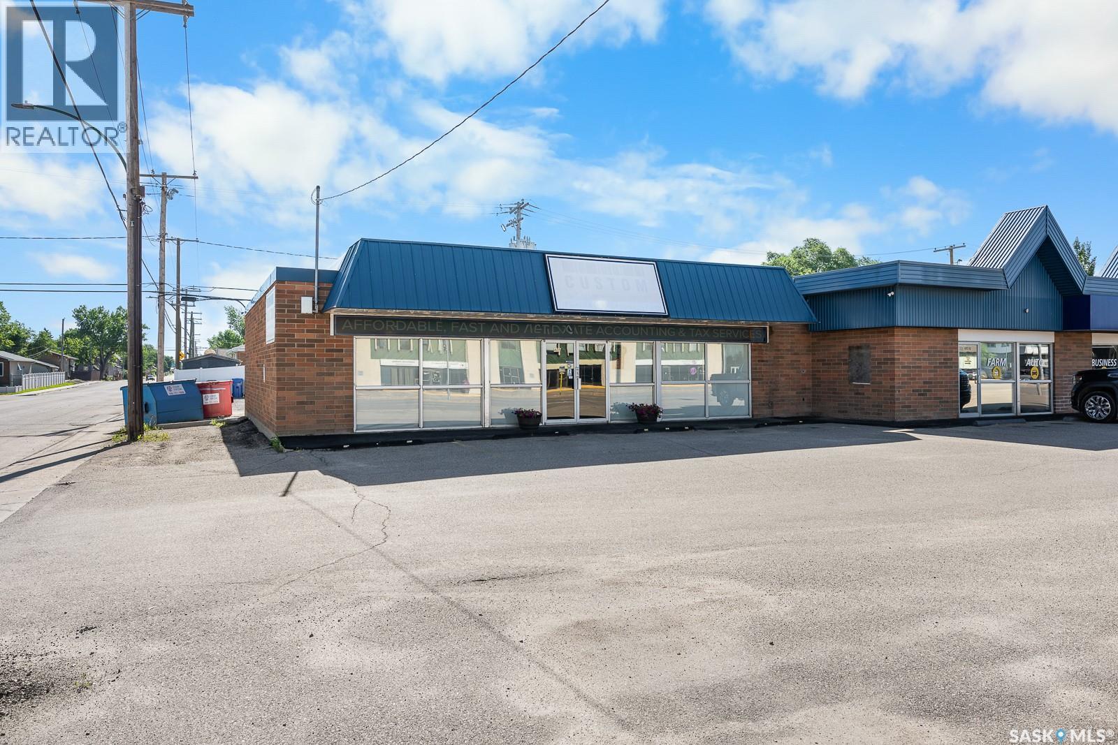 405 Broad Street Property Photo 2