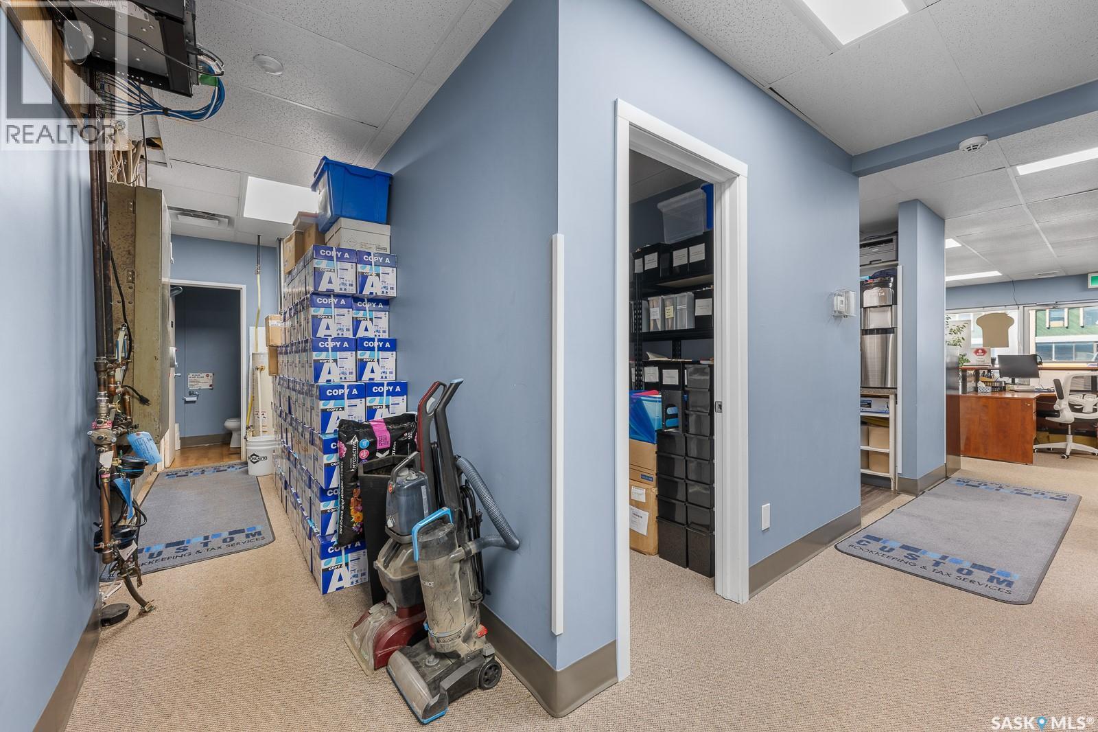 405 Broad Street Property Photo 17
