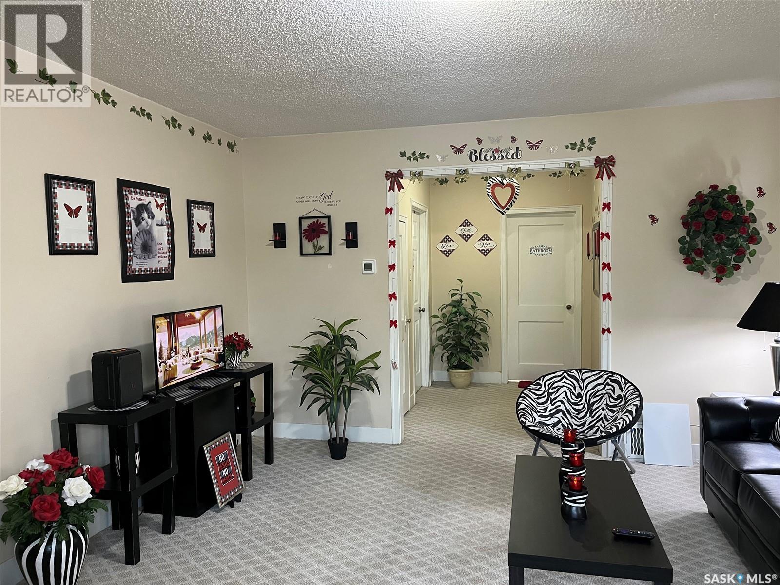 1501 3rd Street Property Photo 11