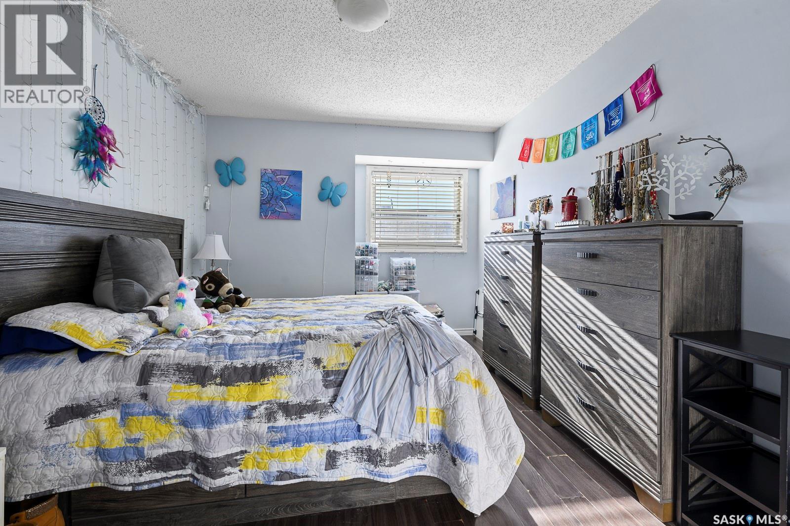 4008 Dewdney Avenue Property Photo 8