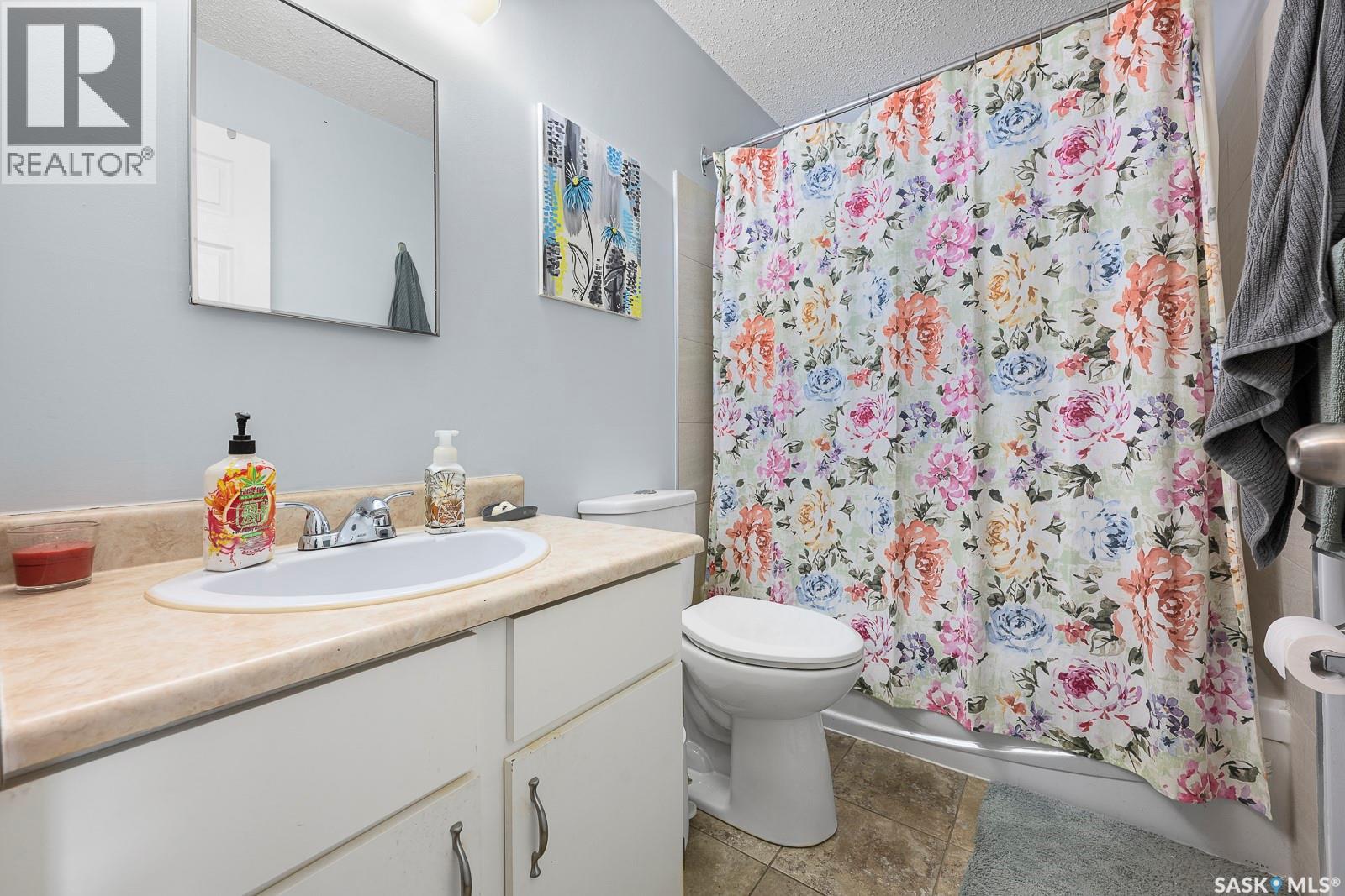4008 Dewdney Avenue Property Photo 11