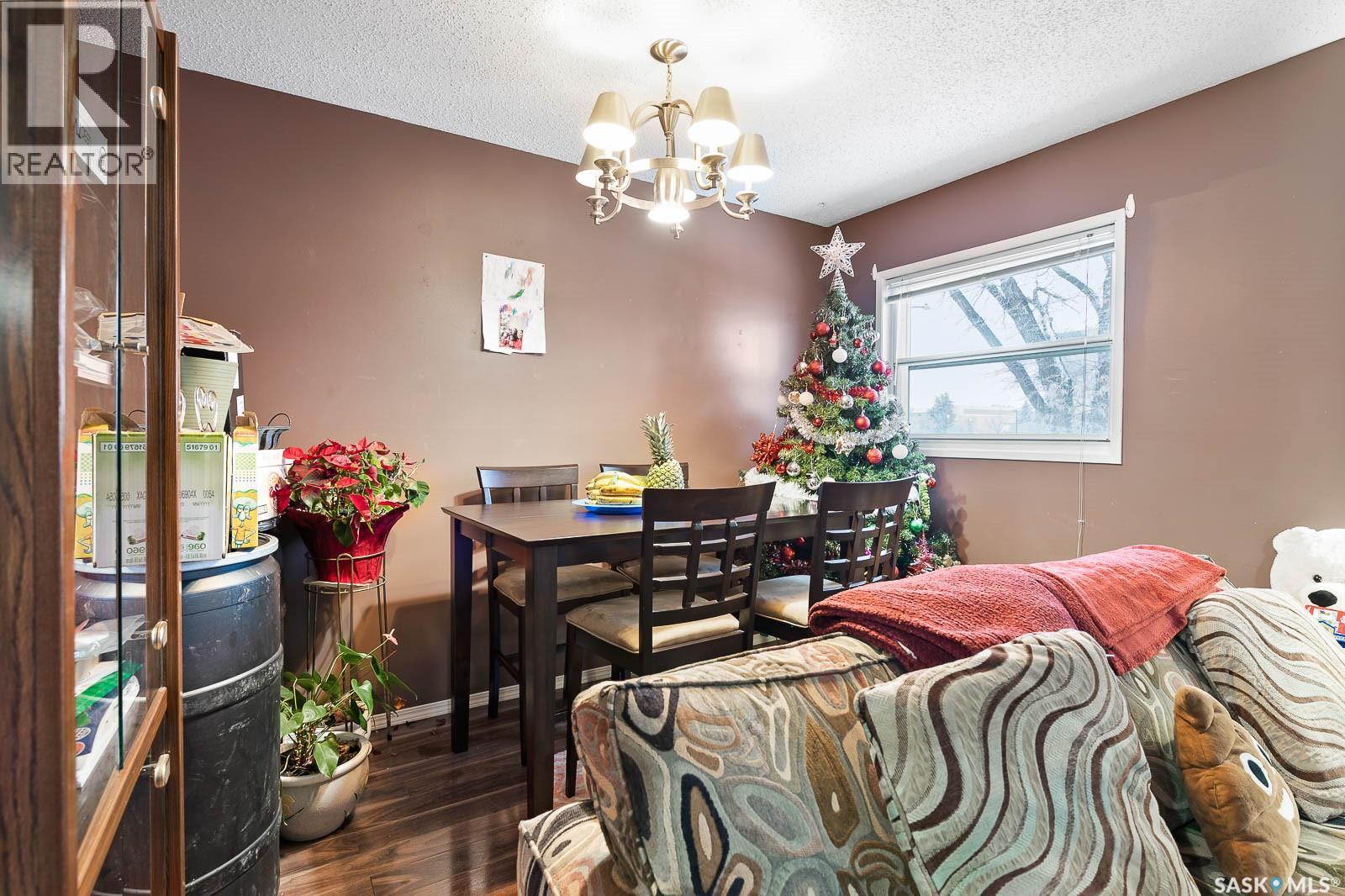 4008 Dewdney Avenue Property Photo 13