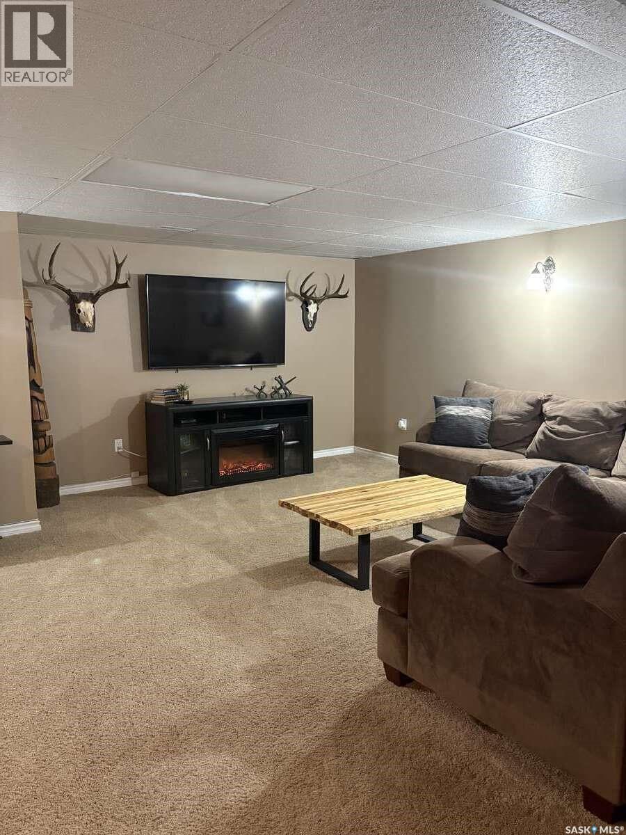 405 7th Avenue W Property Photo 12