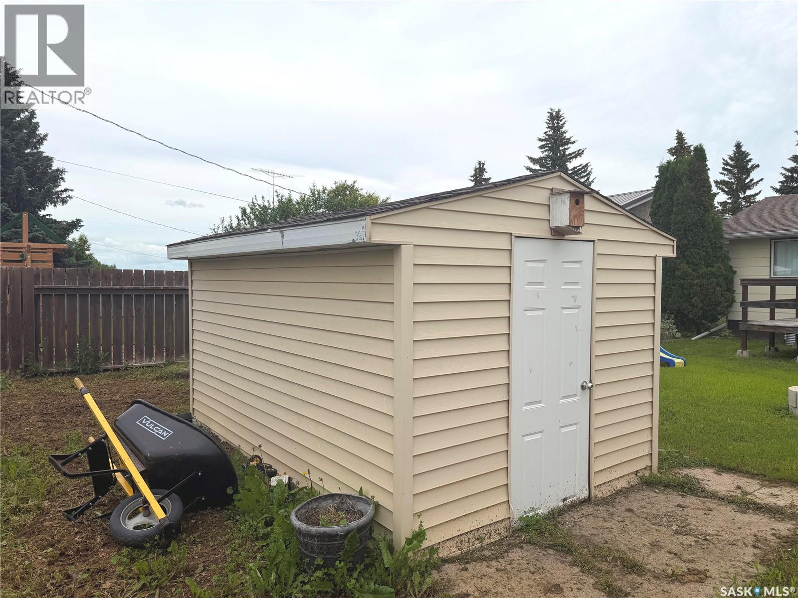 122 Dianne Street Property Photo 22