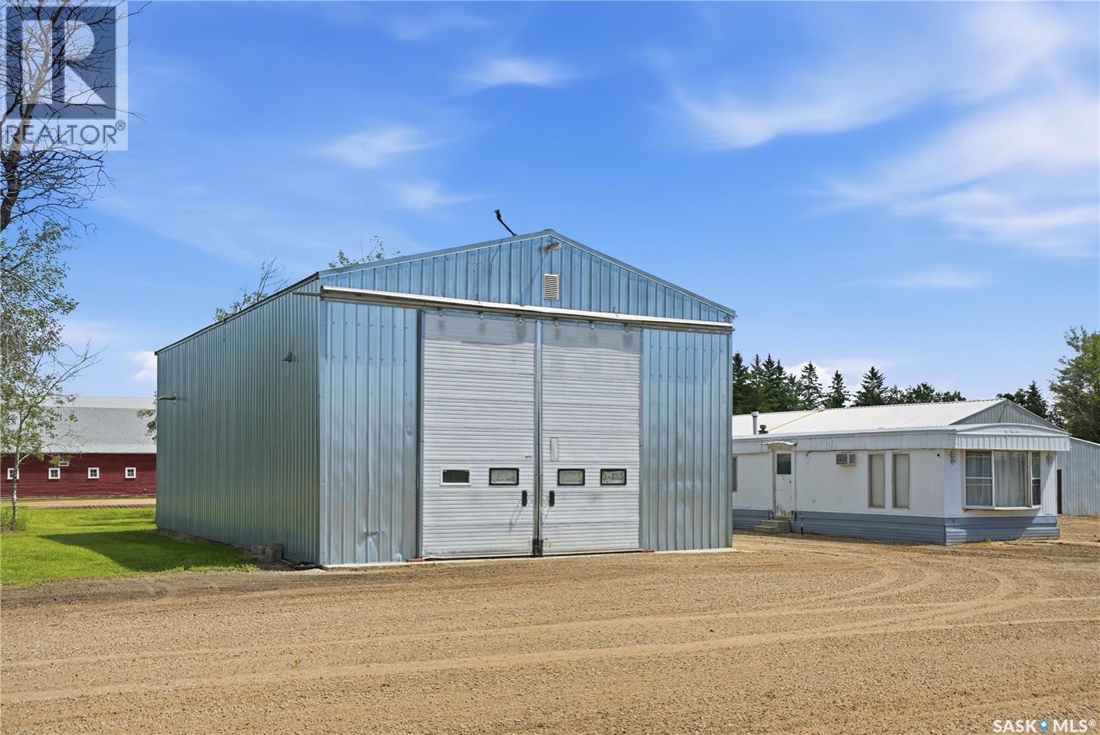 Sivertson Acreage Property Photo 33