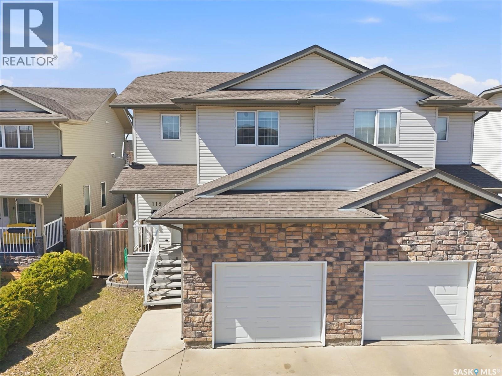 119 Meadowlark Park Property Photo 1