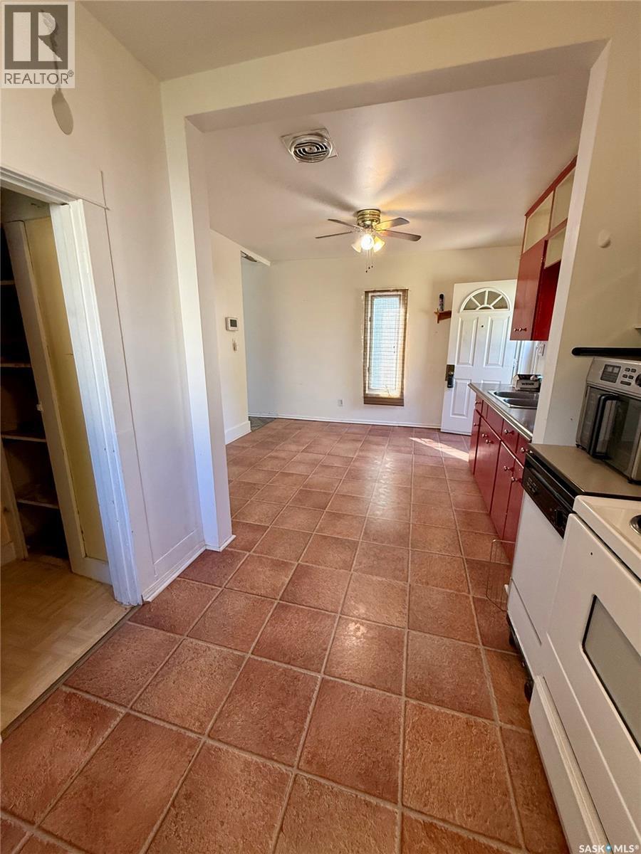 930 Vaughan Street Property Photo 3