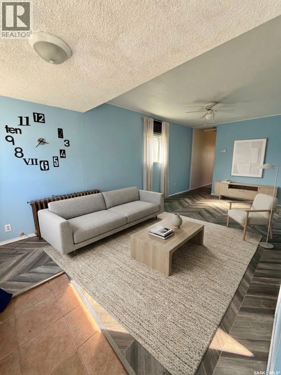 930 Vaughan Street Property Photo 7