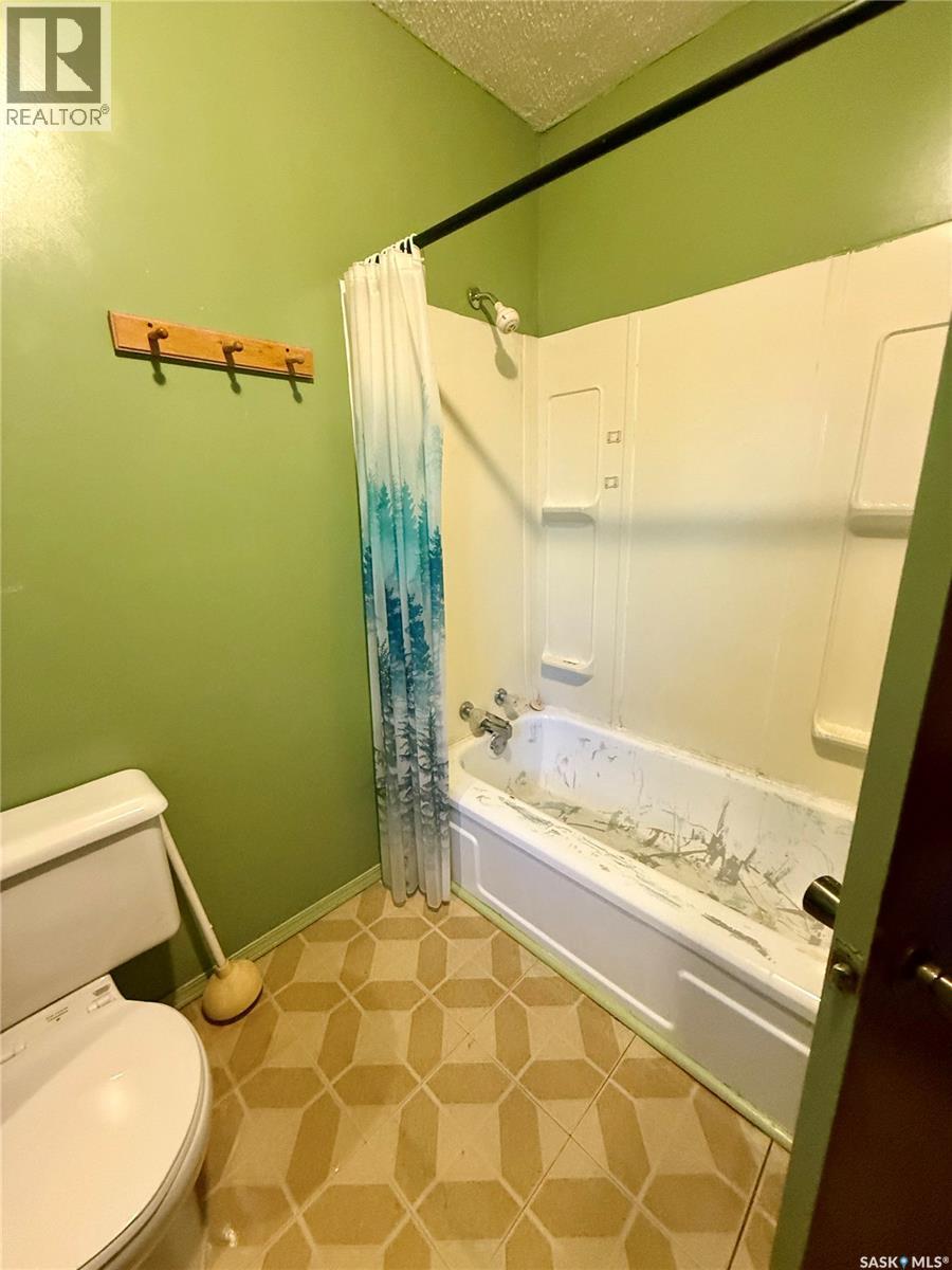 930 Vaughan Street Property Photo 12