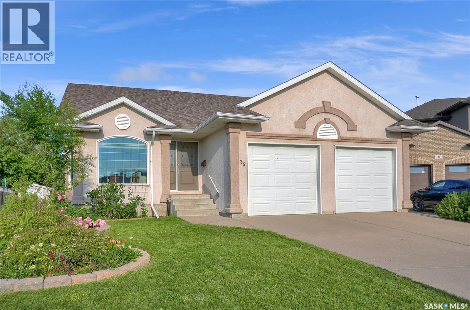 35 Marigold Crescent Property Photo 1