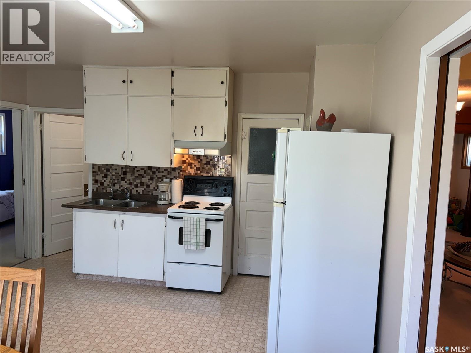 305 1st Street Nw Property Photo 8