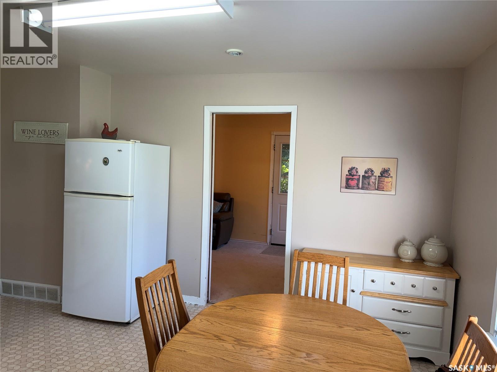 305 1st Street Nw Property Photo 12