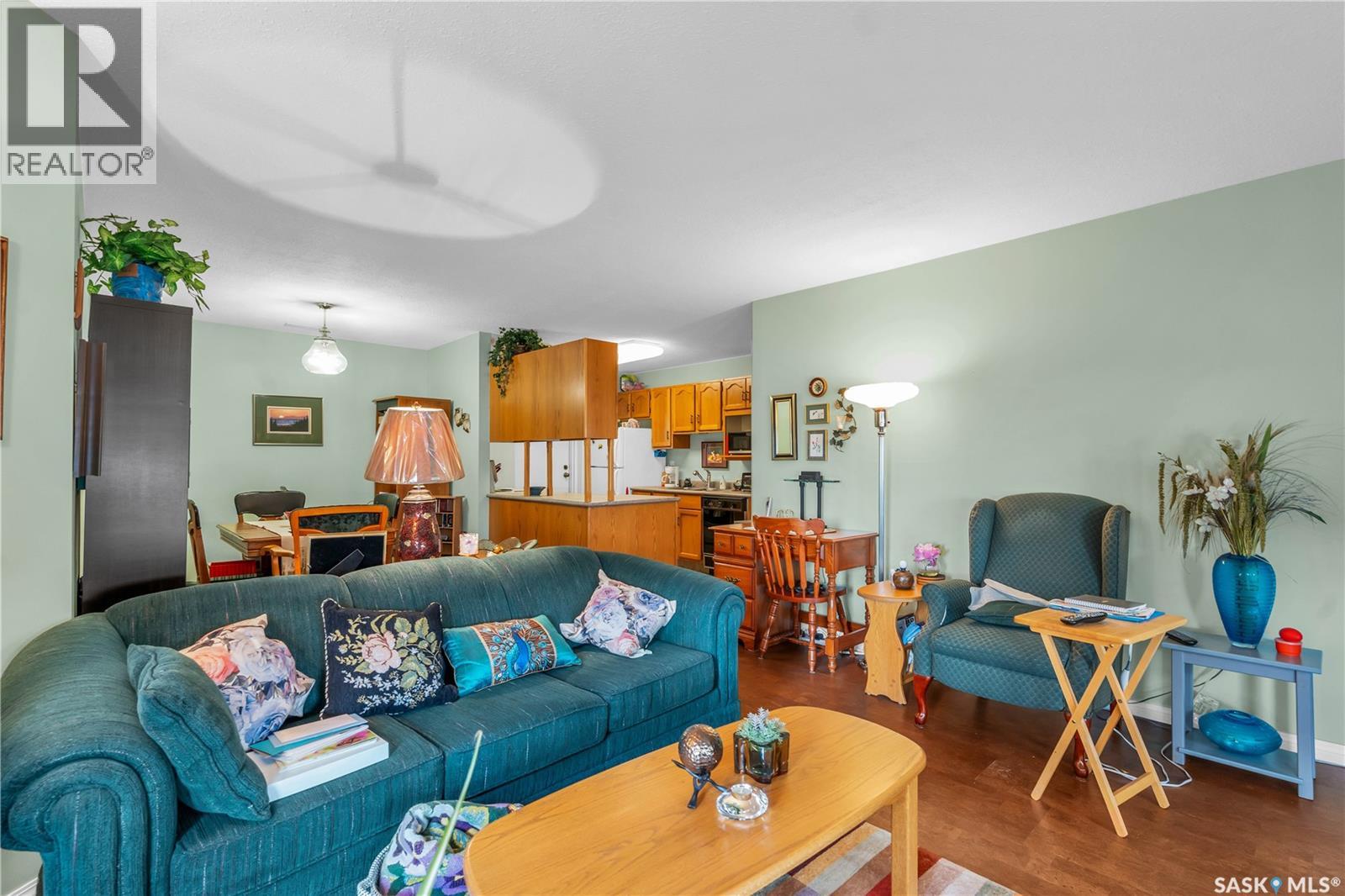 A2 532 River Street E Property Photo 22
