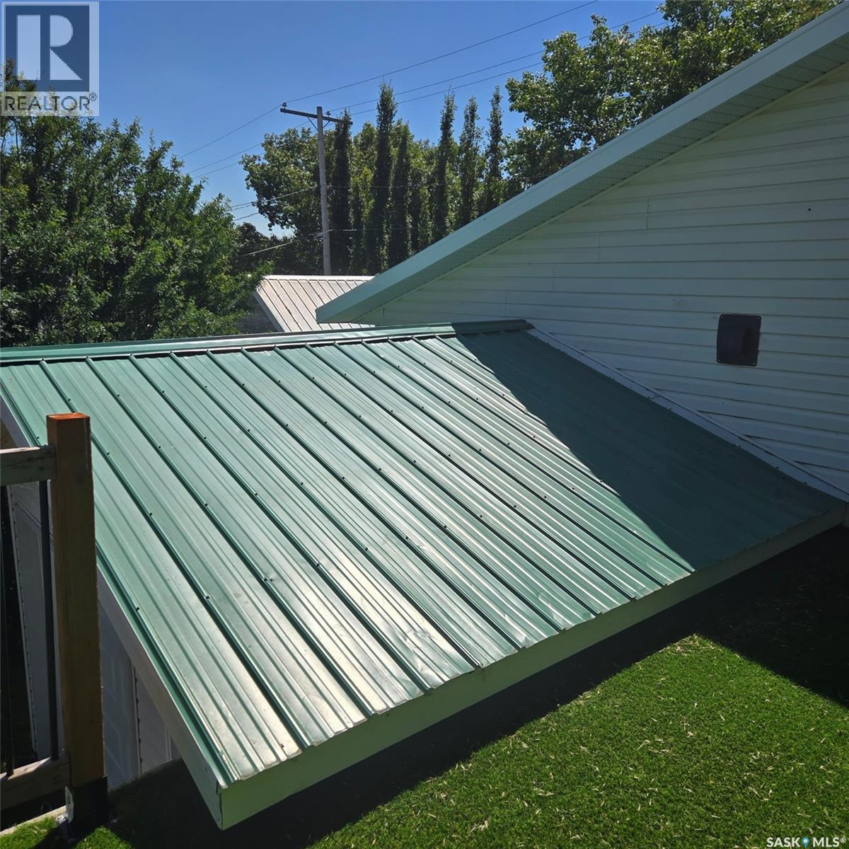 608 Whyte Street Property Photo 23