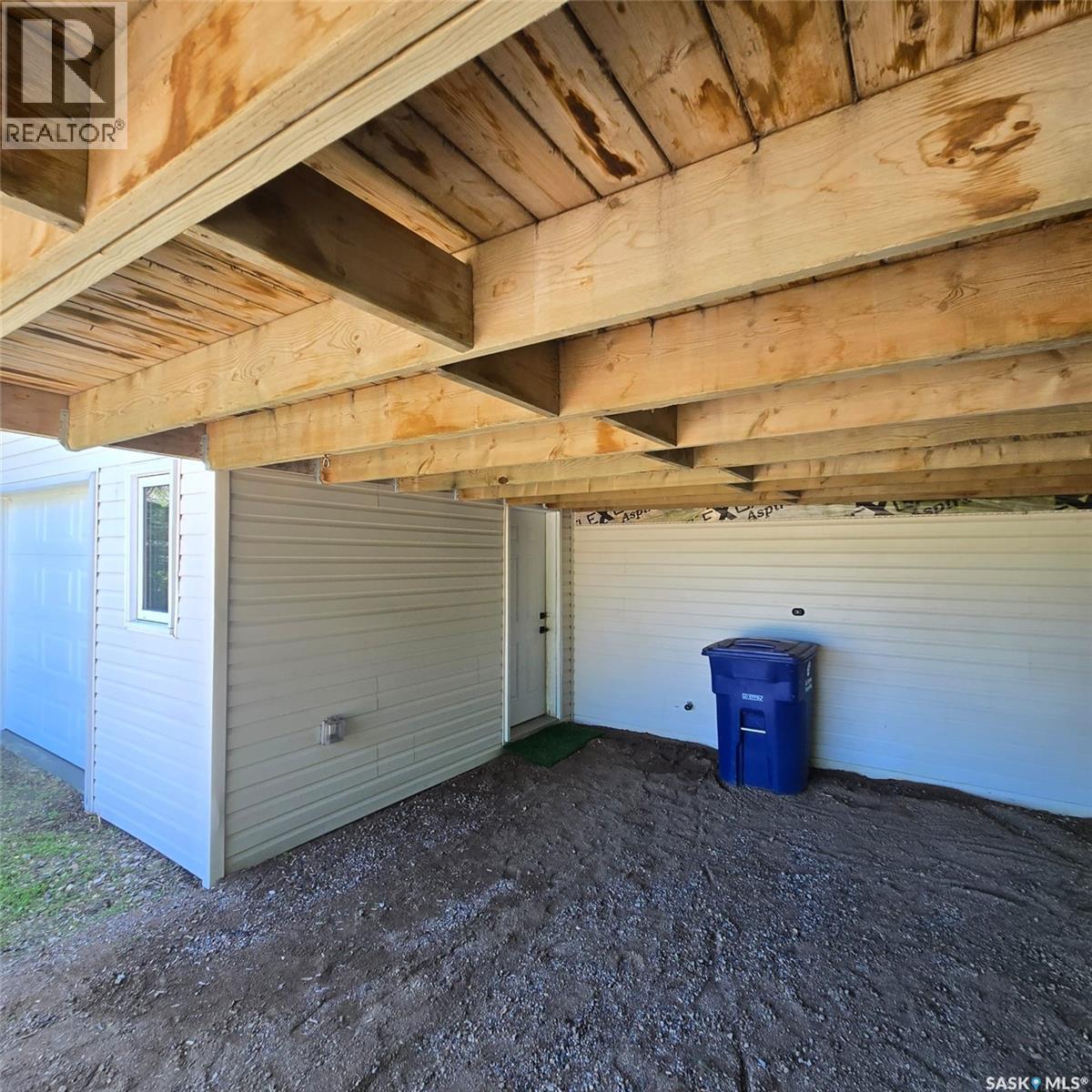 608 Whyte Street Property Photo 35