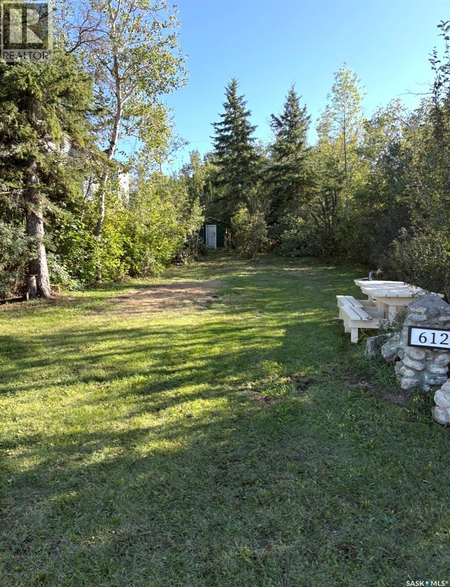 612 Maclachlan AVENUE Property Photo 1