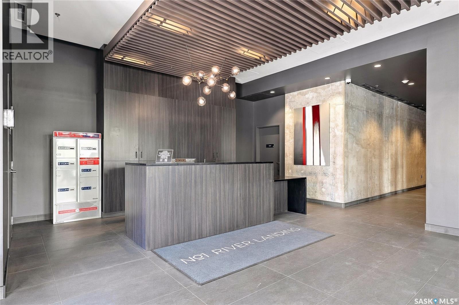 1804 490 2nd Avenue S Property Photo 4